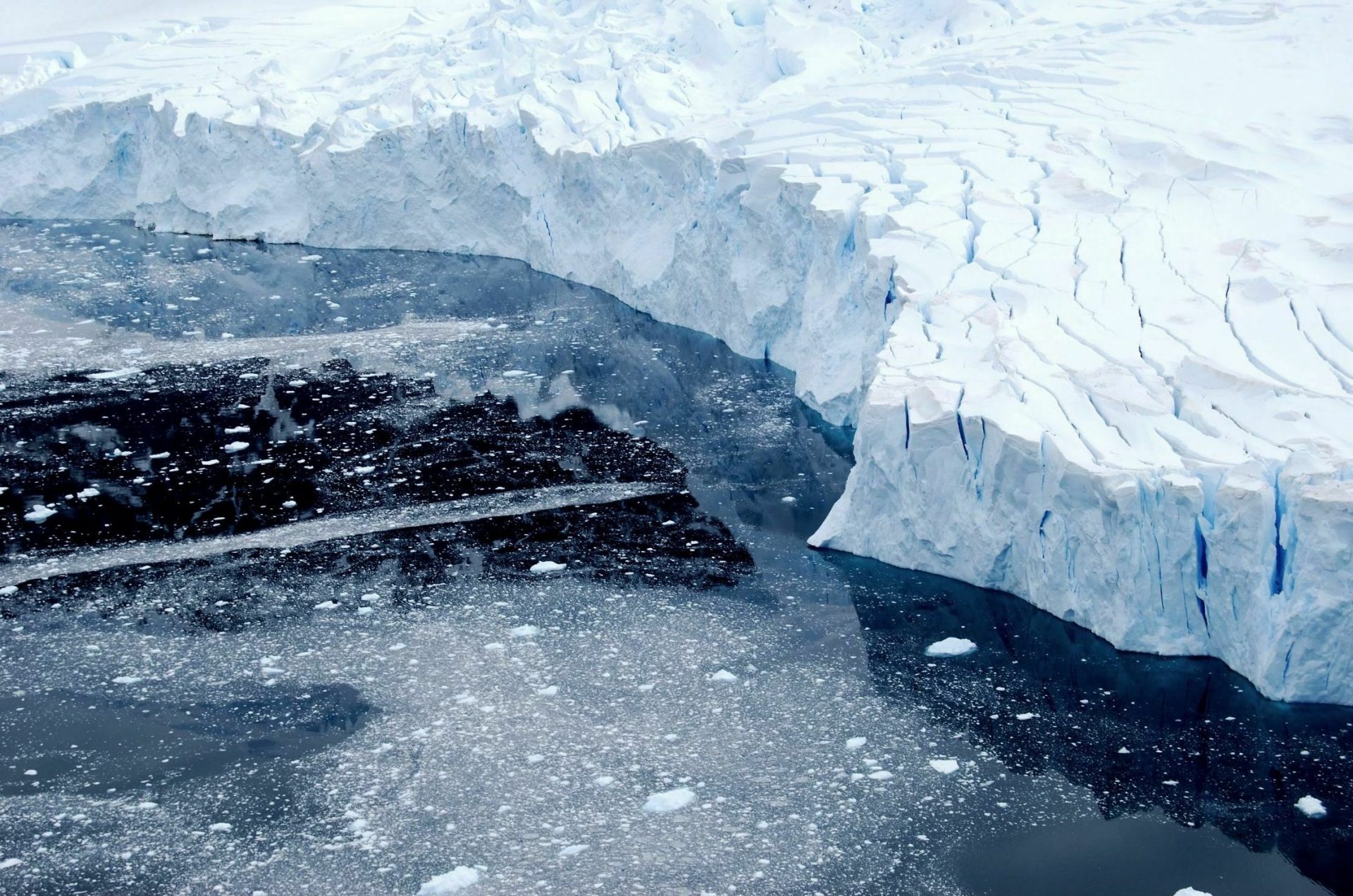 Antarctic sea ice is now less likely to recover after melting ...